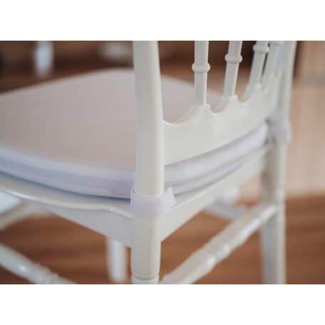 Chiavari székhez  tépőzáras fehér székpárna